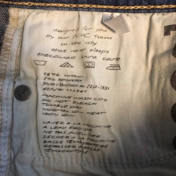 Blank NYC Cut Off Distressed Shorts Raw Hem - Picture 11 of 11